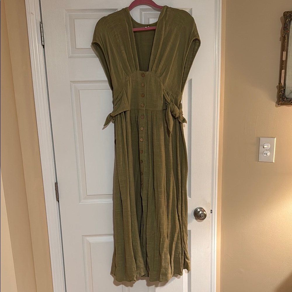 Free People Green Sundress with Plunge Neckline and Cap Sleeves